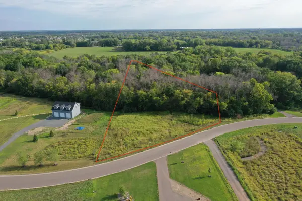 7409 255th ST, Wyoming, MN 55092