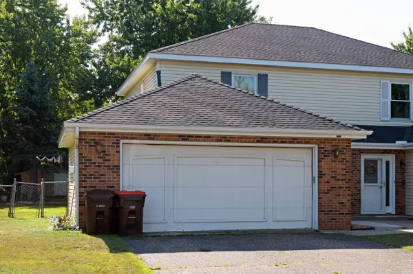 6781 Sherwood RD, Woodbury, MN 55125