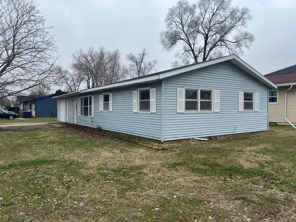 104 12th AVE S, Onalaska, WI 54650