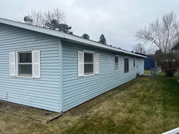 104 12th AVE S, Onalaska, WI 54650