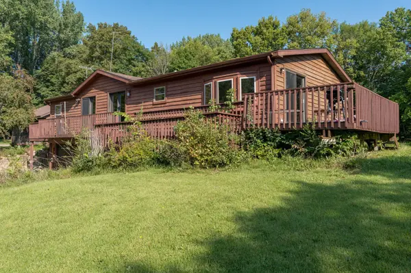 37849 Hillside DR, Saint Peter, MN 56082