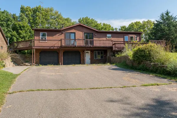37849 Hillside DR, Saint Peter, MN 56082