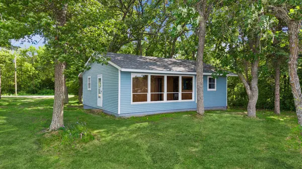 11388 49th ST, Clear Lake, MN 55319