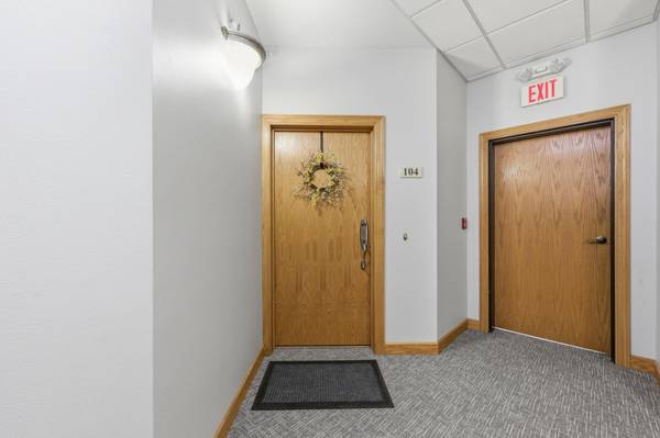 385 7th AVE S #Unit 104, Fargo, ND 58103