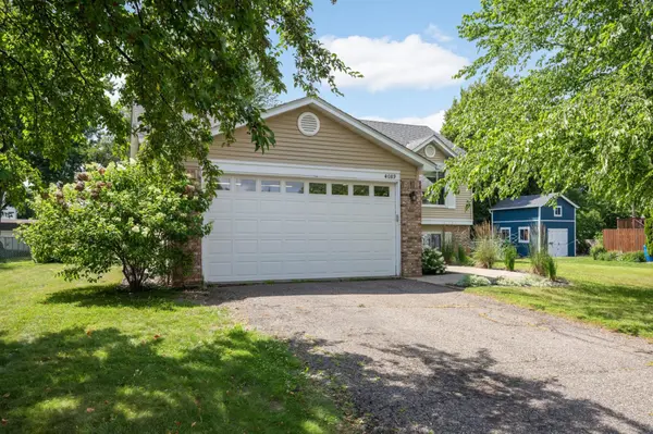 4089 Pennsylvania AVE, Eagan, MN 55123