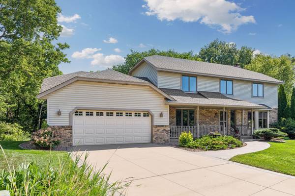 1635 Mallard CIR, Eagan, MN 55122