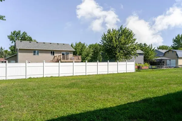 5871 Sandy DR, Saint Cloud, MN 56303