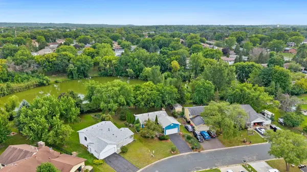 4555 W 131 1/2 ST, Savage, MN 55378