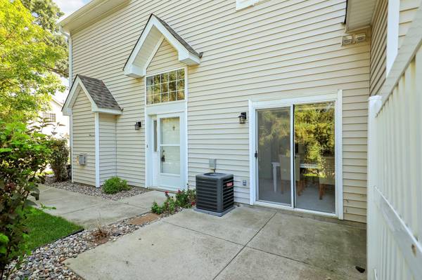 9429 Marshall RD, Eden Prairie, MN 55347