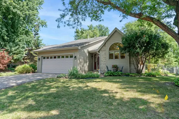 14231 Candlewood LN NE, Prior Lake, MN 55372