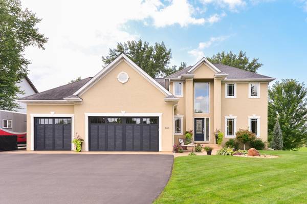 6324 Cherokee TRL, Lino Lakes, MN 55038