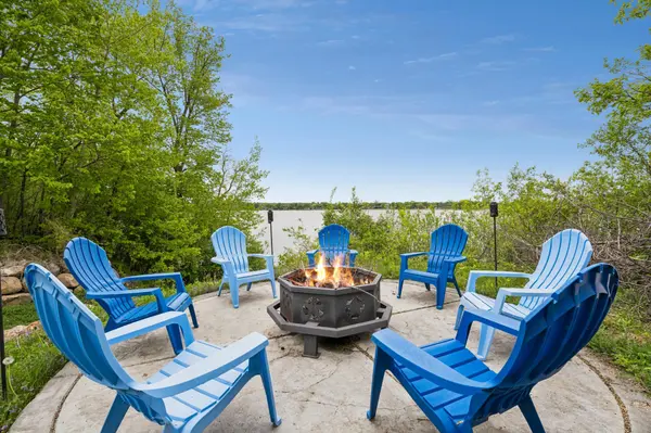 4704 S Lake Sarah DR, Independence, MN 55359