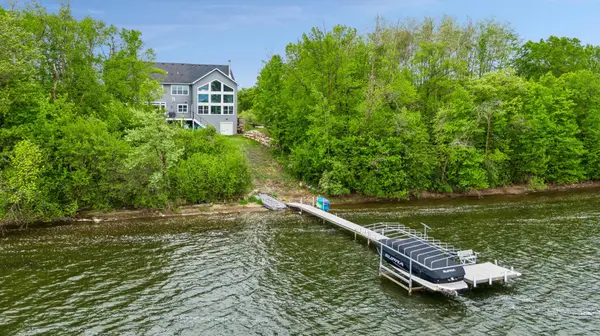 4704 S Lake Sarah DR, Independence, MN 55359