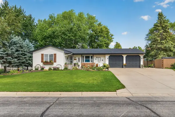 517 5 1/2 ST NW, Elk River, MN 55330