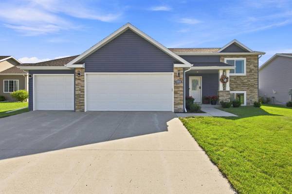 6184 18TH ST S, Fargo, ND 58104