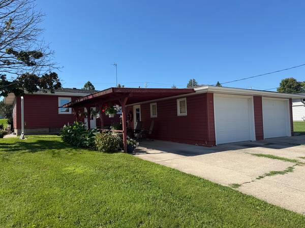 1602/ 1604 Front ST W, Albert Lea, MN 56007