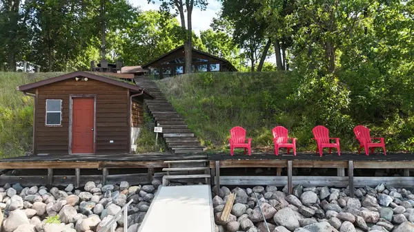 42270 Grace Etta RD, Henning, MN 56551