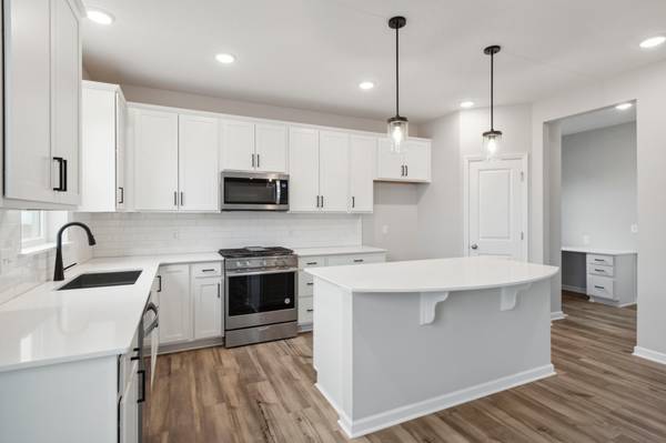 6011 Goodview AVE S, Cottage Grove, MN 55016
