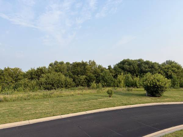 111 Highland CIR, Dassel, MN 55325