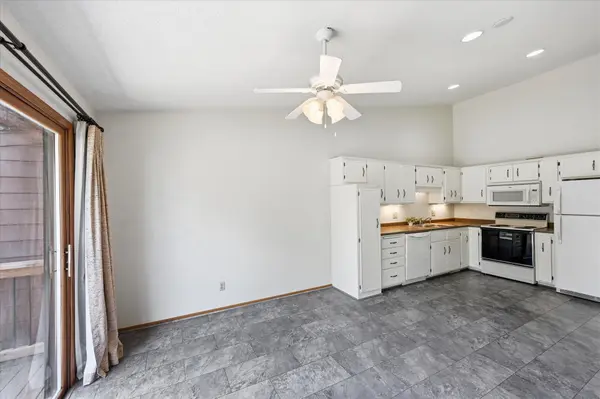 4029 Silver Lake Rd NE, Saint Anthony, MN 55421