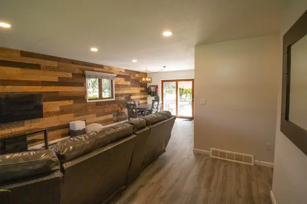 5432 Mineral AVE, Mountain Iron, MN 55768