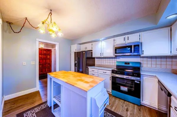 7857 Idaho AVE N, Brooklyn Park, MN 55445