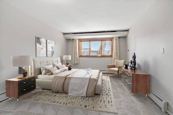 5410 Three Points BLVD #411, Mound, MN 55364