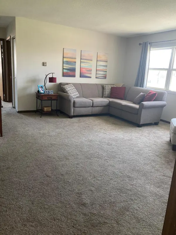 321 W Bert ST #35, Lake Crystal, MN 56055