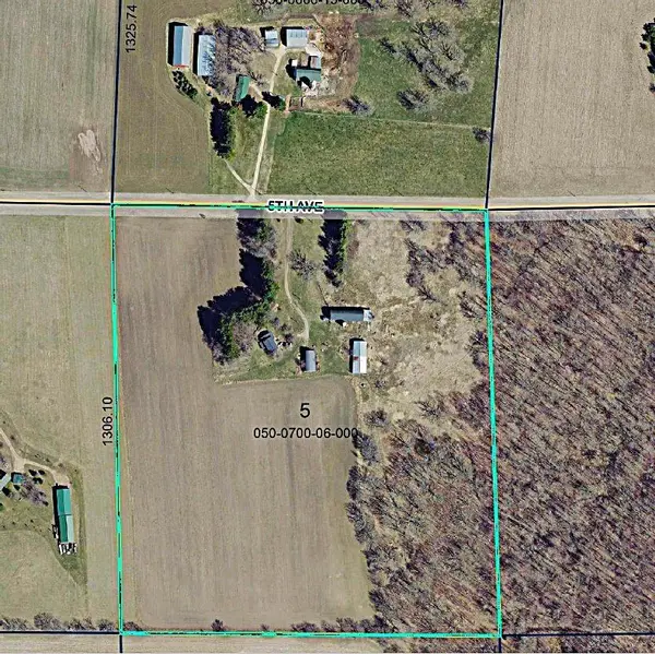39 5th AVE, Clayton, WI 54004