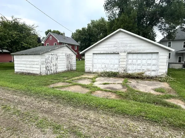 223 1st ST SE, Clara City, MN 56222