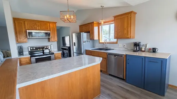 2769 235th AVE NW, Saint Francis, MN 55070