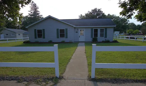 311 Roosevelt ST SW, Staples, MN 56479