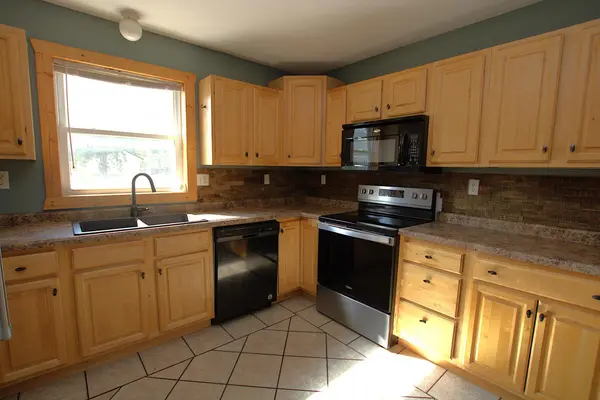 311 Roosevelt ST SW, Staples, MN 56479