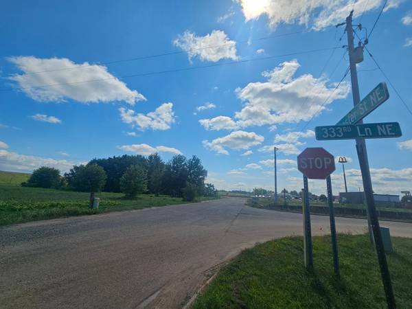 33375 Rochester ST NE, Cambridge, MN 55008