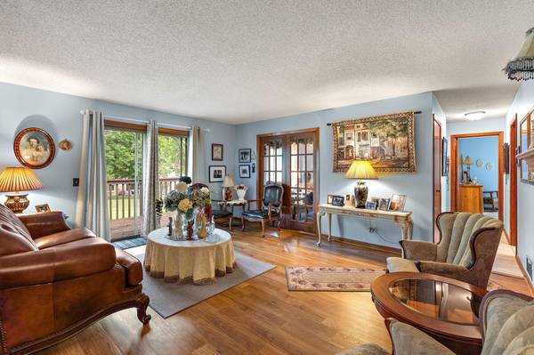 1859 Livingston AVE #D, West Saint Paul, MN 55118