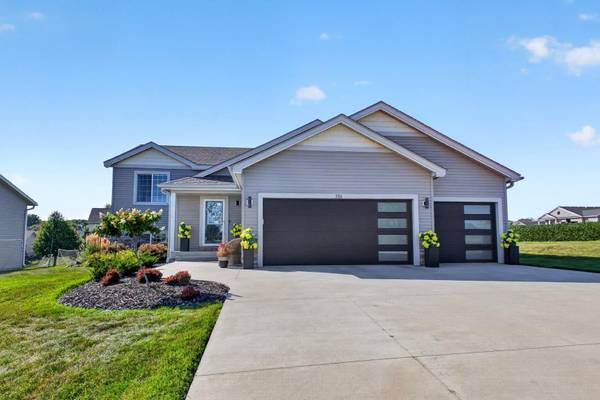 336 Interior DR, Pine Island, MN 55963