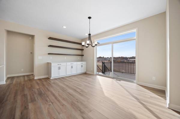 17989 Hidden Creek TRL, Lakeville, MN 55044