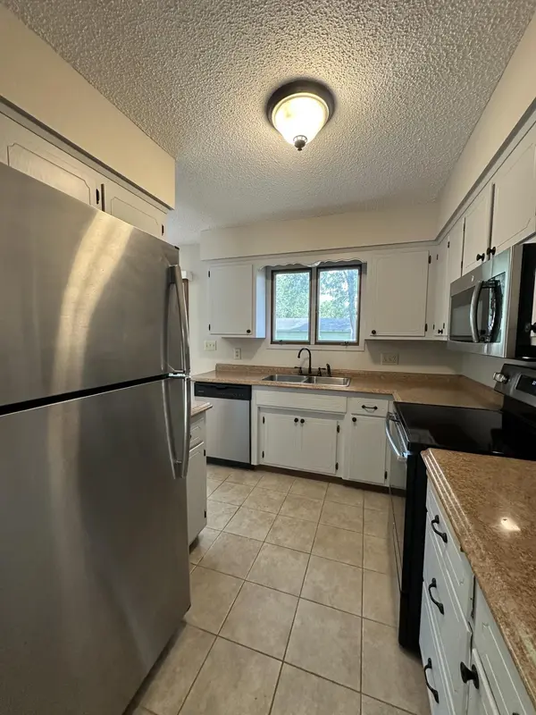 854 16 1/2 ST SE, Rochester, MN 55904