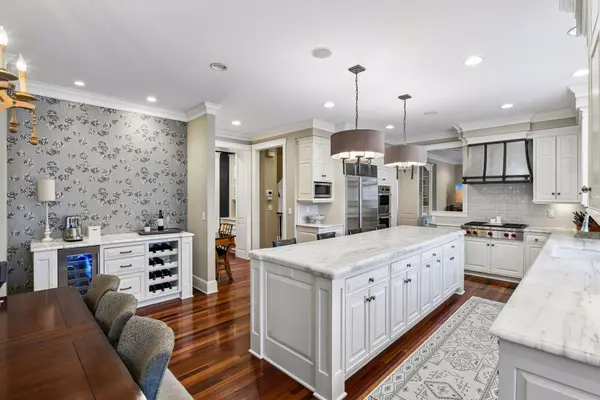 8662 Great Waters Alcove, Eden Prairie, MN 55347