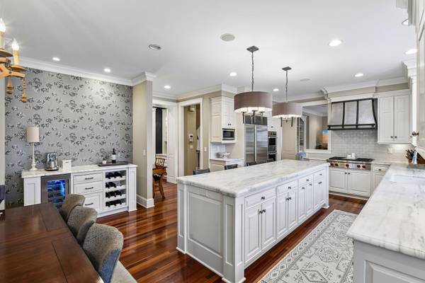 8662 Great Waters Alcove, Eden Prairie, MN 55347