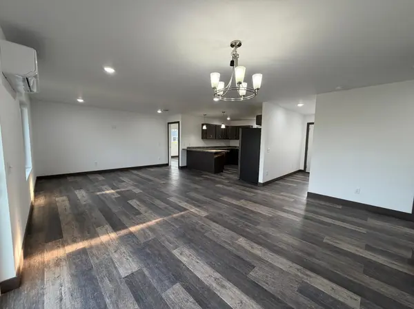 1200 Main Avenue S, Roseau, MN 56751