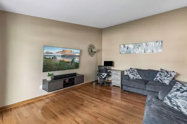 14543 Embassy AVE, Apple Valley, MN 55124