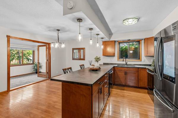 15 Wyoming ST W, Saint Paul, MN 55107