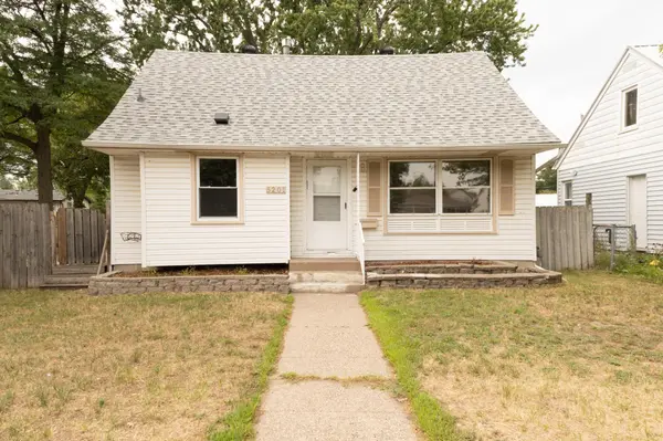5201 Irving AVE N, Minneapolis, MN 55430