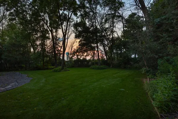 2180 Crestview DR, Excelsior, MN 55331