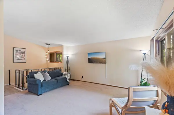 1258 Bridle Path CT, White Bear Lake, MN 55110