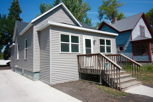518 Andrews AVE, Breckenridge, MN 56520