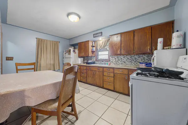 74 S Cordova AVE, Le Center, MN 56057