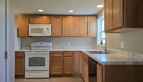 707 Irvine AVE NW, Bemidji, MN 56601