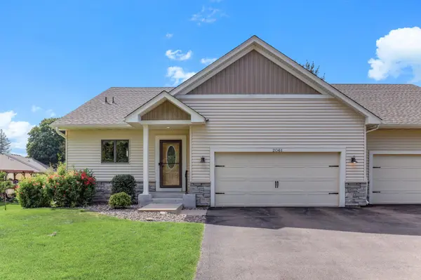 2061 Cardinal GLN, North Saint Paul, MN 55109